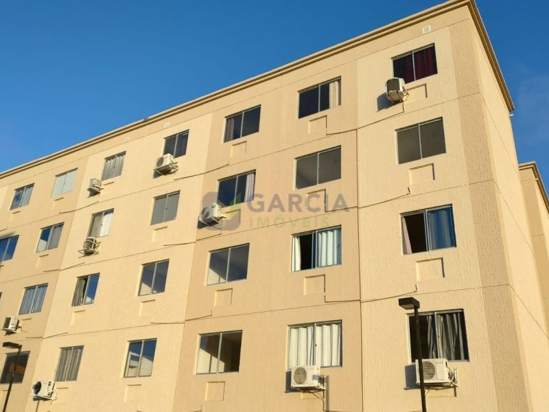 Apartamento com 40m², 2 dormitórios, 1 vaga no bairro Sarandi em Porto Alegre