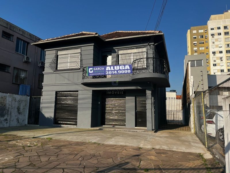 Loja com 220m², 10 vagas no bairro Azenha em Porto Alegre