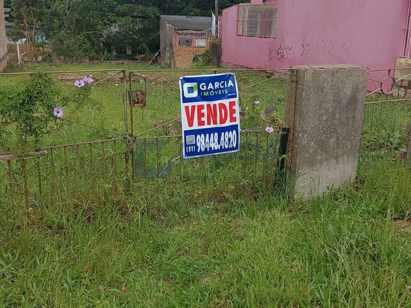 Terreno com 330m² no bairro Belém Novo em Porto Alegre