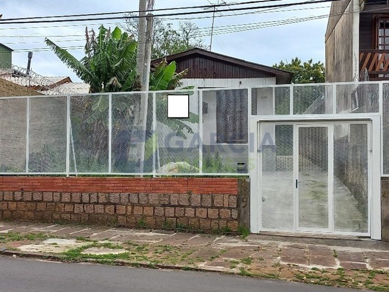 Terreno com 310m² no bairro Jardim Itu Sabará em Porto Alegre