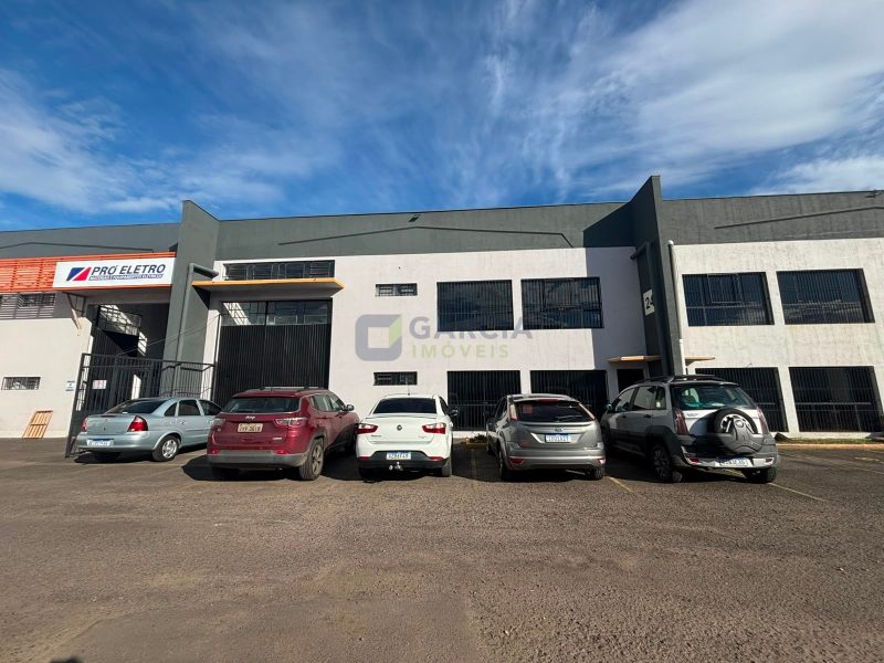 Depósito com 780m² no bairro Sarandi em Porto Alegre
