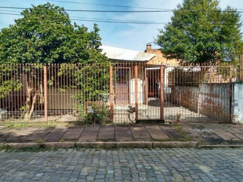 Terreno com 250m² no bairro Sarandi em Porto Alegre