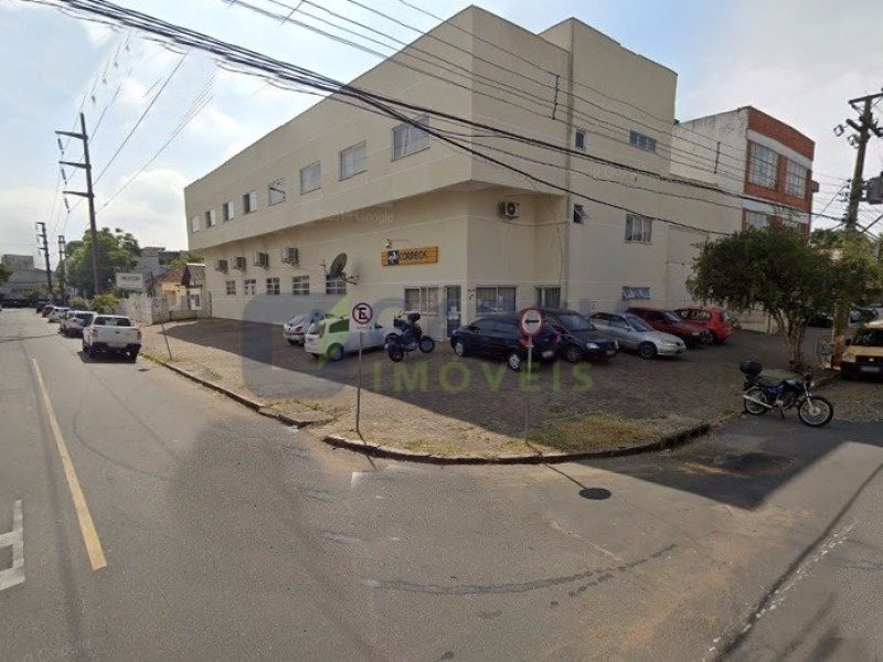 Depósito com 1.297m² no bairro Navegantes em Porto Alegre