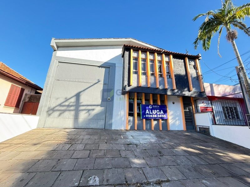 Depósito com 350m², 1 vaga no bairro Sarandi em Porto Alegre