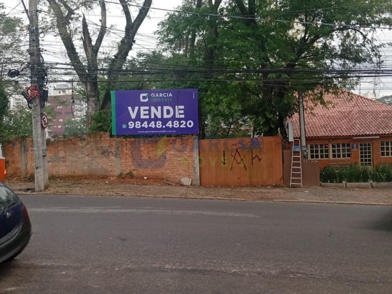 Terreno com 838m² no bairro Passo da Areia em Porto Alegre