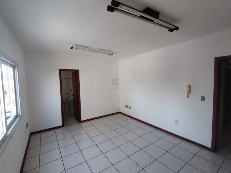 Sala Comercial com 27m² no bairro Cristo Redentor em Porto Alegre
