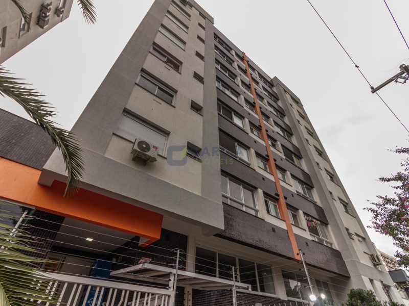 Apartamento com 49m², 1 dormitório, 1 suíte, 1 vaga no bairro Passo da Areia em Porto Alegre