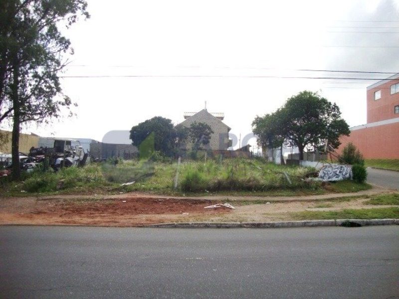 Terreno com 1.000m² no bairro Passo das Pedras em Porto Alegre