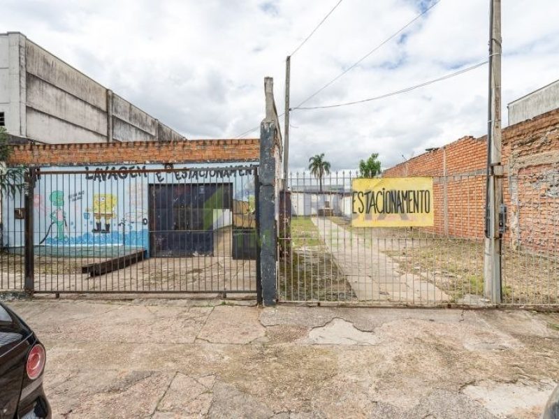 Terreno com 508m² no bairro Navegantes em Porto Alegre