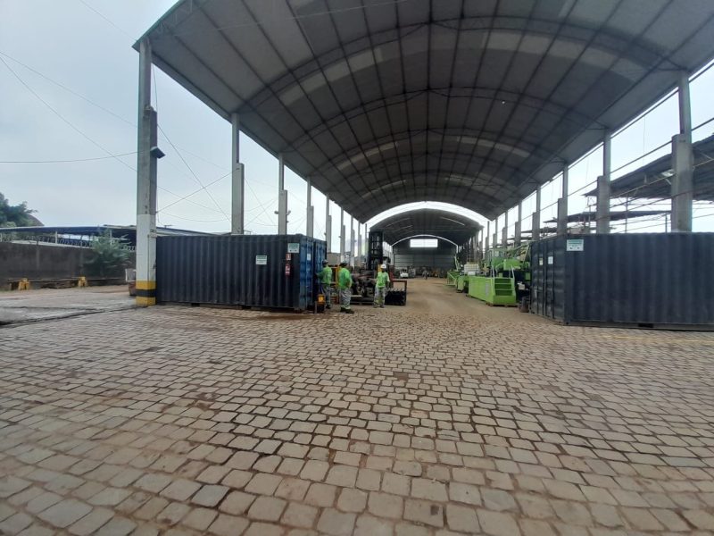 Depósito com 2.800m² no bairro Navegantes em Porto Alegre