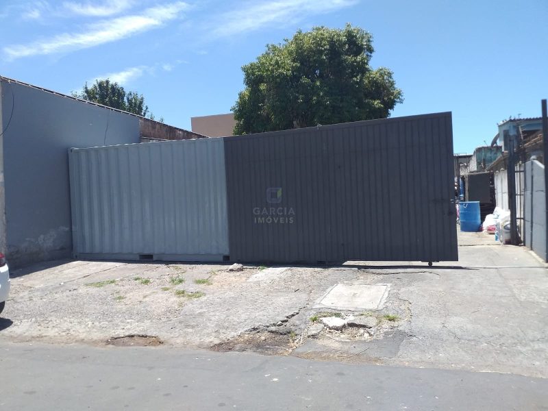 Terreno com 300m², 2 vagas no bairro Sarandi em Porto Alegre