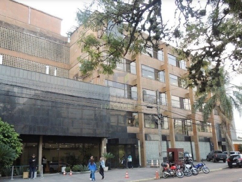 Loja com 391m² no bairro Navegantes em Porto Alegre