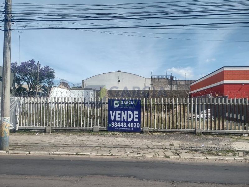 Terreno com 1.217m² no bairro São Sebastião em Porto Alegre