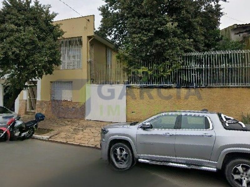 Casa com 252m², 3 dormitórios, 1 suíte, 2 vagas no bairro Navegantes em Porto Alegre