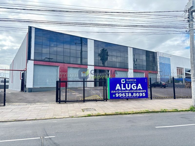 Loja com 781m² no bairro Sarandi em Porto Alegre