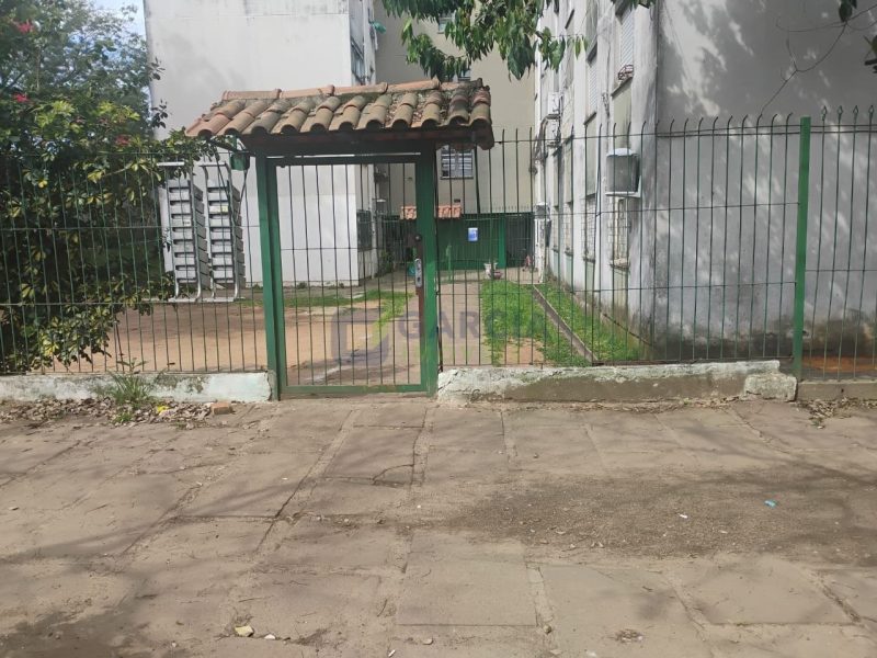 Apartamento com 45m², 2 dormitórios, 1 vaga no bairro Rubem Berta em Porto Alegre
