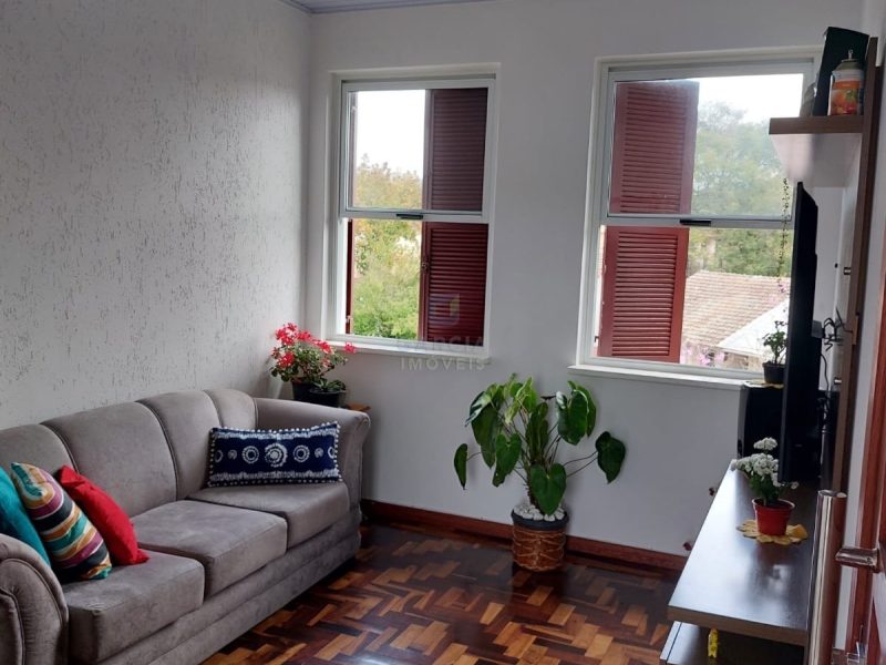 Apartamento com 51m², 2 dormitórios, 1 vaga no bairro Passo da Areia em Porto Alegre