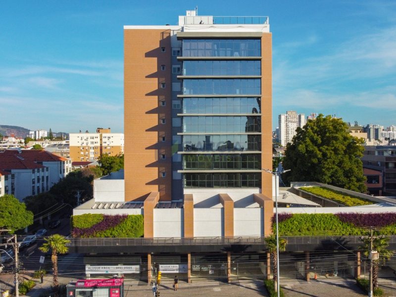 Loja com 225m² no bairro Cristo Redentor em Porto Alegre