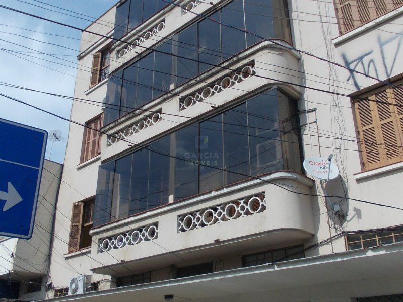 Apartamento com 75m², 2 dormitórios no bairro Navegantes em Porto Alegre