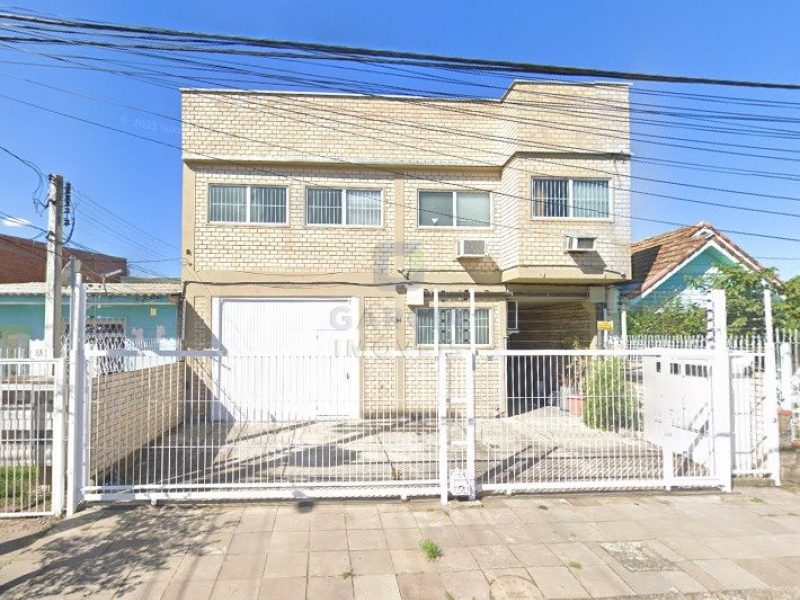 Depósito com 400m² no bairro Sarandi em Porto Alegre