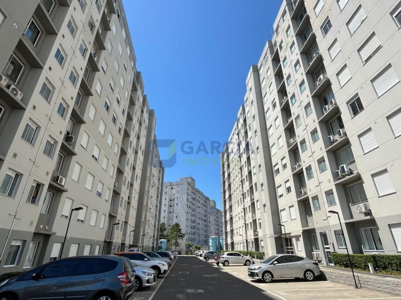 Apartamento com 41m², 2 dormitórios, 1 vaga no bairro Sarandi em Porto Alegre
