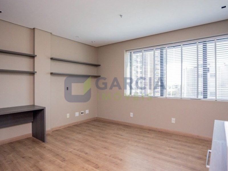 Sala Comercial com 31m², 1 vaga no bairro Petrópolis em Porto Alegre
