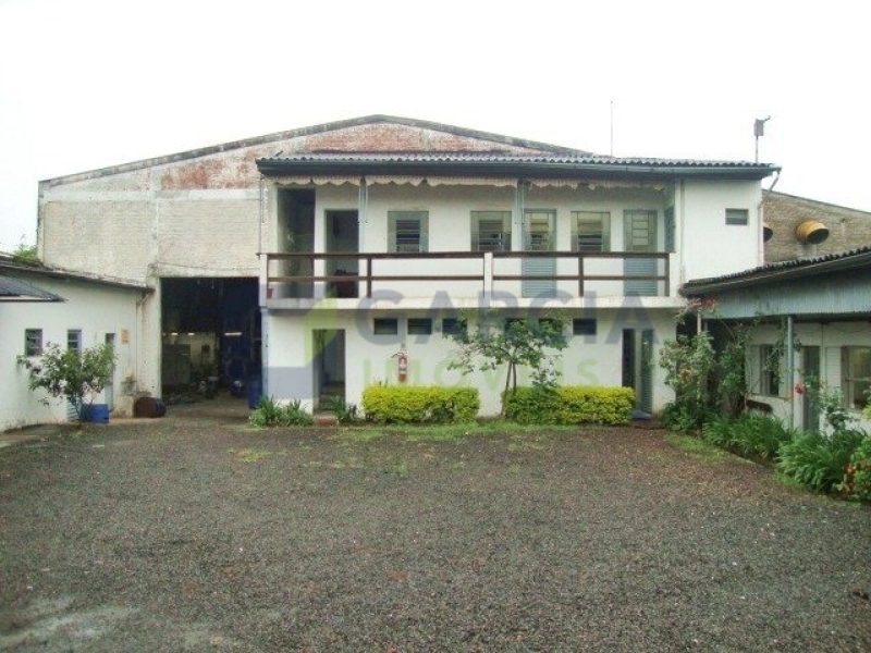 Terreno com 700m² no bairro Sarandi em Porto Alegre