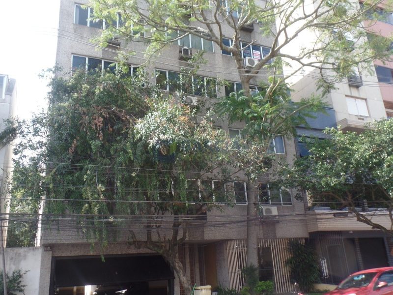 Sala Comercial com 40m² no bairro Passo da Areia em Porto Alegre