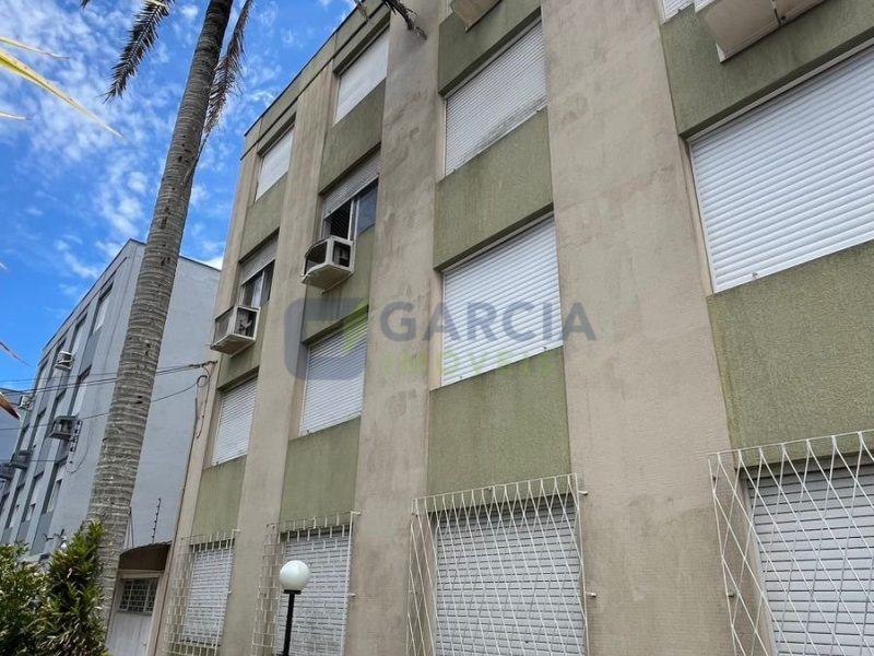 Apartamento com 61m², 2 dormitórios no bairro São Sebastião em Porto Alegre