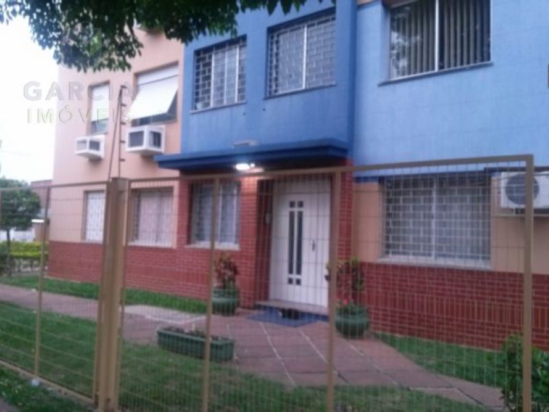 Apartamento com 41m², 2 dormitórios, 1 vaga no bairro Sarandi em Porto Alegre
