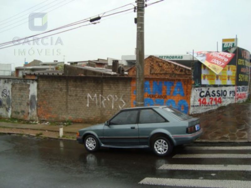 Terreno com 233m² no bairro Rubem Berta em Porto Alegre