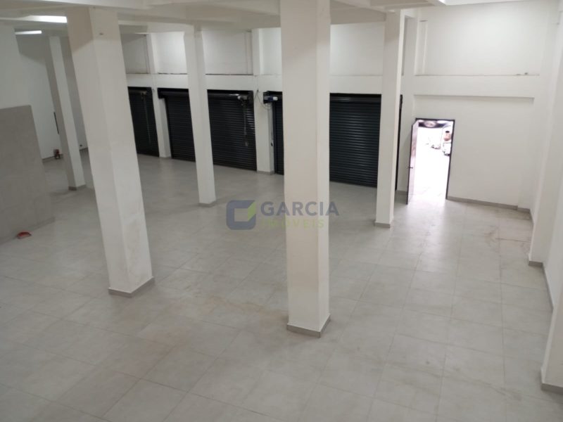 Loja com 515m² no bairro Passo da Areia em Porto Alegre