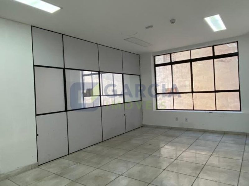 Sala Comercial com 142m² no bairro Centro Histórico em Porto Alegre