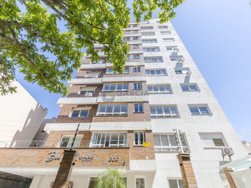 Apartamento com 78m², 2 dormitórios, 1 suíte, 2 vagas no bairro Jardim Botânico em Porto Alegre