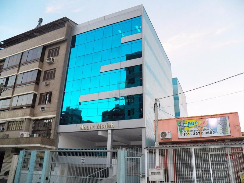 Sala Comercial com 31m², 2 vagas no bairro Cristo Redentor em Porto Alegre