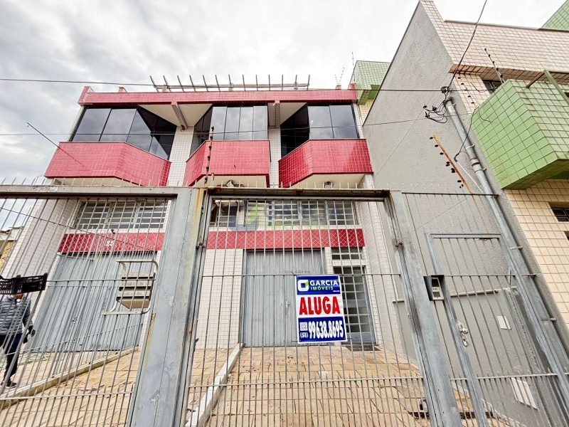 Apartamento com 110m², 3 dormitórios, 2 vagas no bairro Sarandi em Porto Alegre