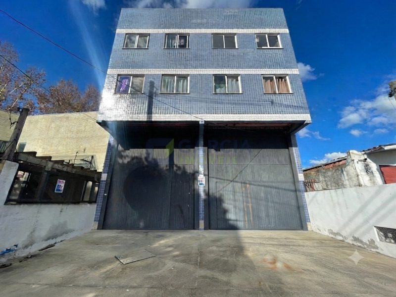 Loja com 200m², 2 vagas no bairro Sarandi em Porto Alegre