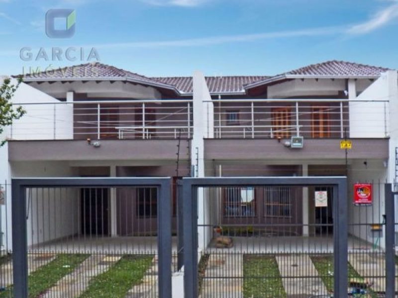 Casa com 178m², 3 dormitórios, 1 suíte, 4 vagas no bairro Sarandi em Porto Alegre