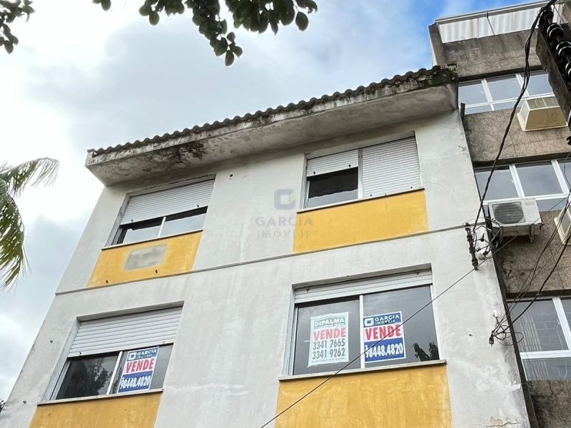 Apartamento com 44m², 1 dormitório no bairro Passo da Areia em Porto Alegre