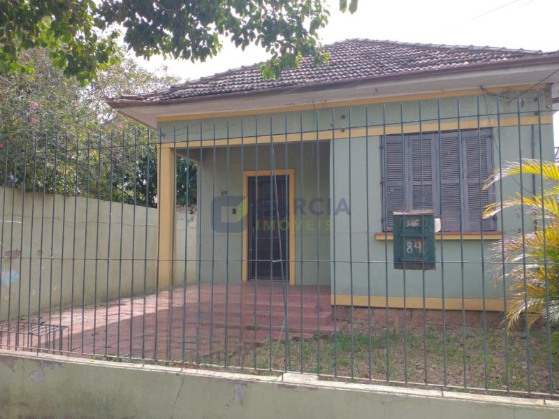 Casa com 346m², 4 dormitórios, 3 vagas no bairro Jardim Itu Sabará em Porto Alegre
