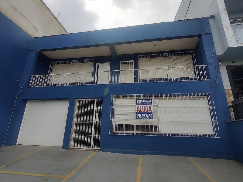 Casa com 300m², 5 dormitórios no bairro Sarandi em Porto Alegre
